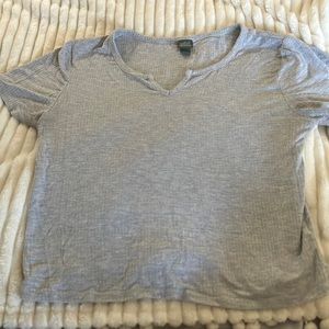 Wild fable Color: Grey Crop top with slight v neck cut short sleeved.
